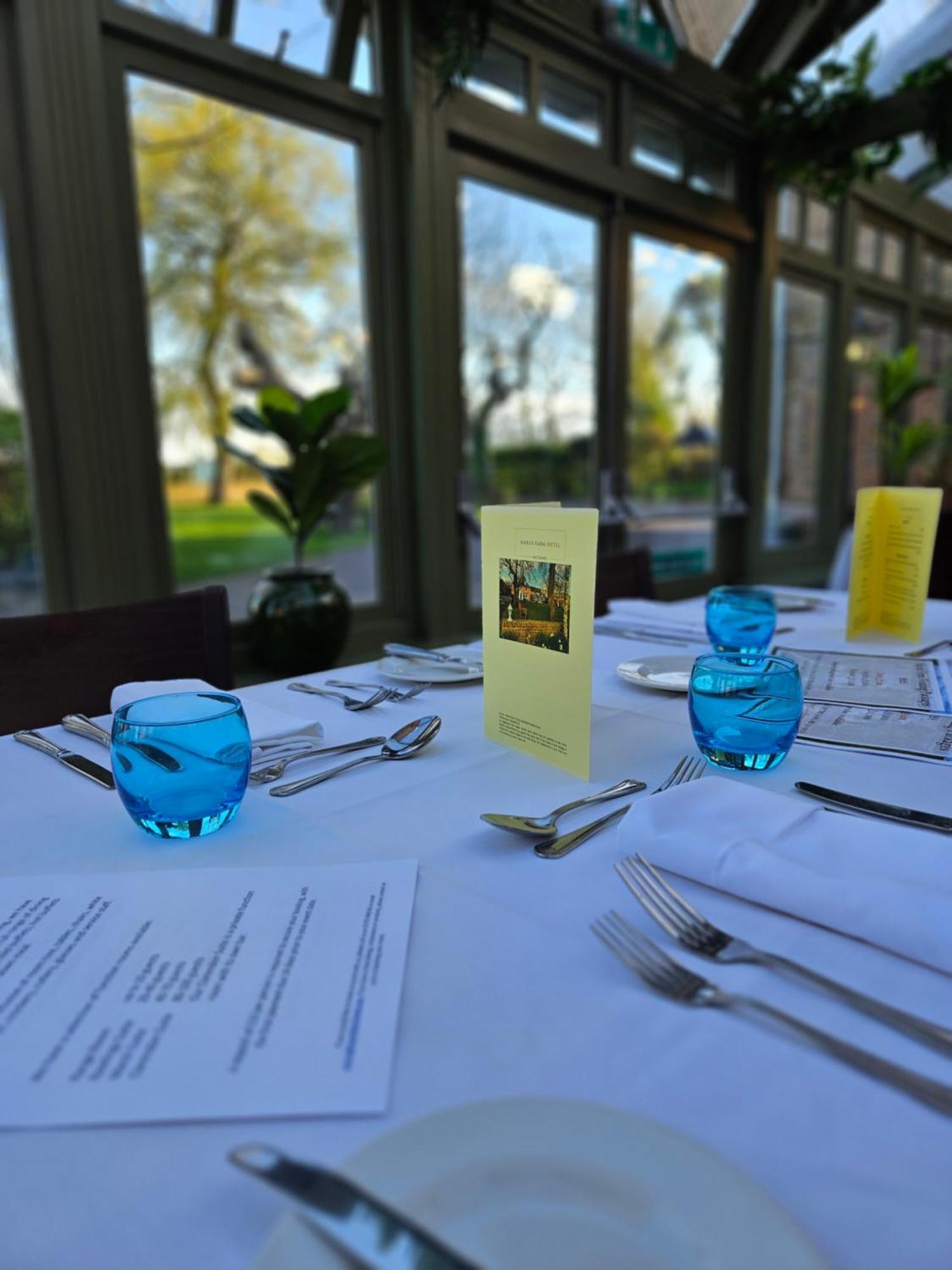 Marsh Farm Hotel Swindon Exterior foto